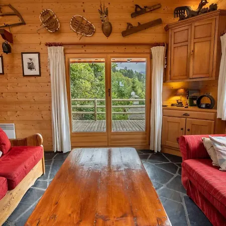 Chalet Chaleureux Pres Du Centre Avec Cheminee Et Vue Montagne - Fr-1-688-4